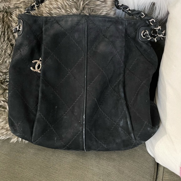 Chanel ultimate stitch hobo - Picture 2 of 12